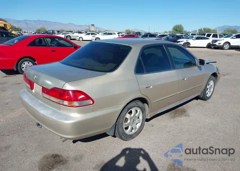 2001 Honda Accord 2.3 Ex из США, поврежденный, VIN JHMCG56691C030145